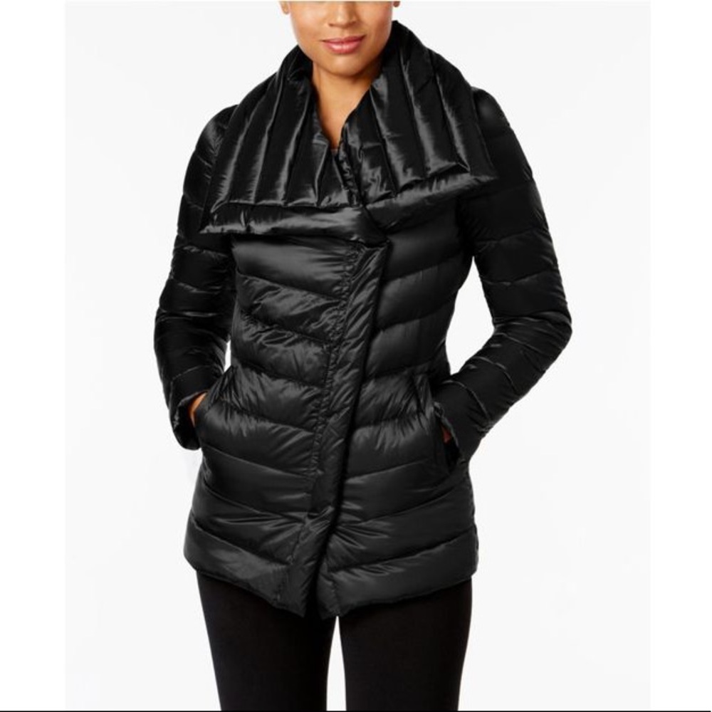 T Tahari Asymmetrical Puffer